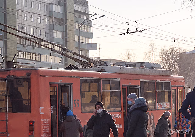Краснодарский троллейбус сбил девочку-подростка