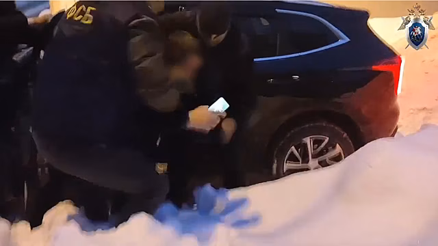 В Калуге федеральных дорожников арестовали за многомиллионную взятку