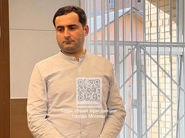 Суд приговорил сбившего людей на тротуаре в Москве мужчину к 3 годам колонии