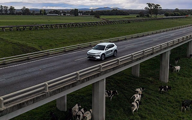 Кроссовер Geely установил новый рекорд Гиннесса