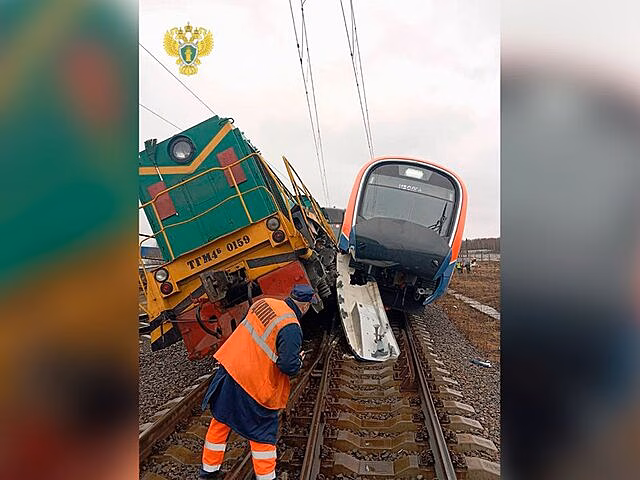 ЦППК создала комиссию для расследования столкновения тепловоза и «Иволги» в депо «Нахабино»