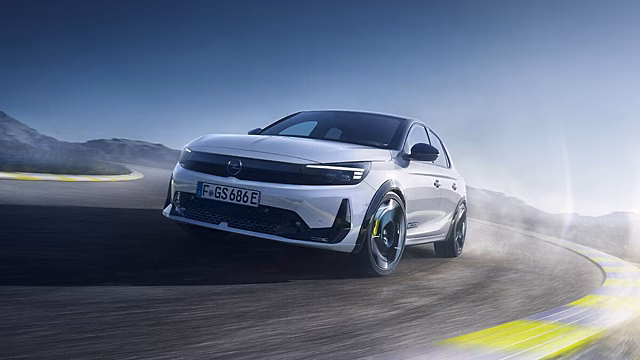Opel представила самую мощную Corsa GSE