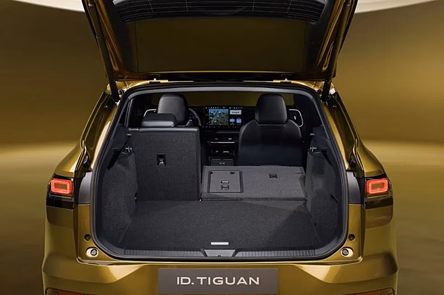 Volkswagen вернула физические кнопки в салон электрического кроссовера Tiguan