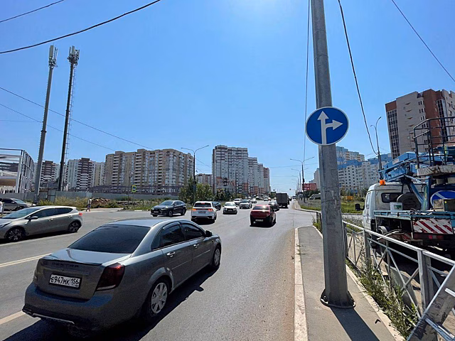 Изменение организации дорожного движения на улице Салмышской в Оренбурге