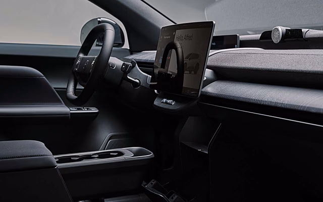 Volvo начал производство кроссовера EX60 в Швеции