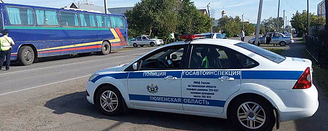В Тюмени четырех автомобилистов лишили водительских прав, полученных за взятку