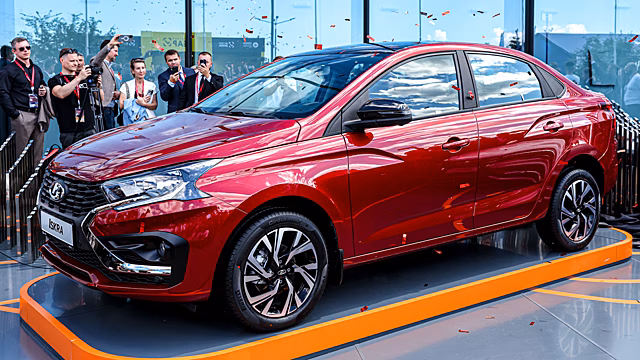 Lada Iskra: как выглядит самая ожидаемая автоновинка 2024 года