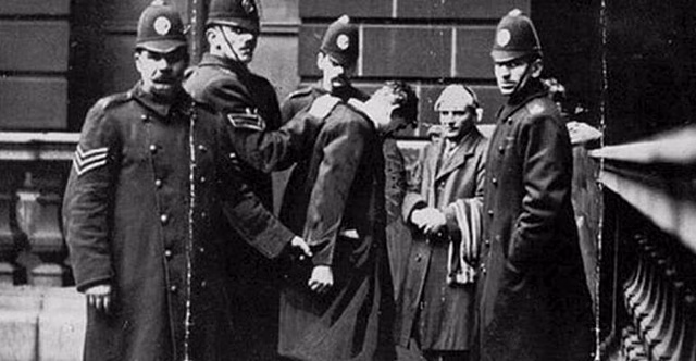 Злостный нарушитель: вас заставит расхохотаться причина ареста англичанина Уолтера Арнолда