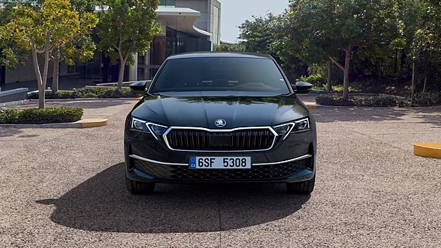 Skoda Octavia получит новые гибридные моторы