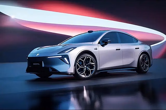 Changan объединяет Avatr и Deepal на фоне падения продаж премиума