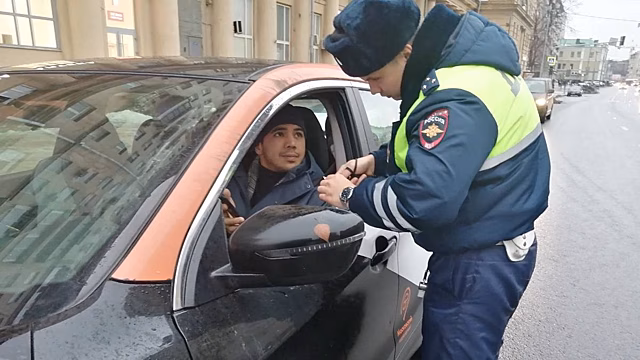 Водители каршеринга заплатят штрафы в полном объеме