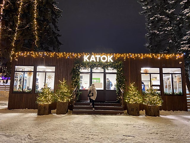 Роман Старовойт предложил начать монтировать каток в Курске