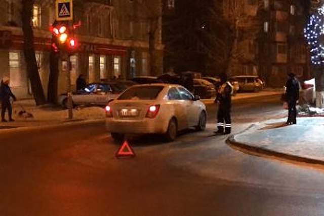 В Екатеринбурге Chevrolet сбил 13-летнего мальчика