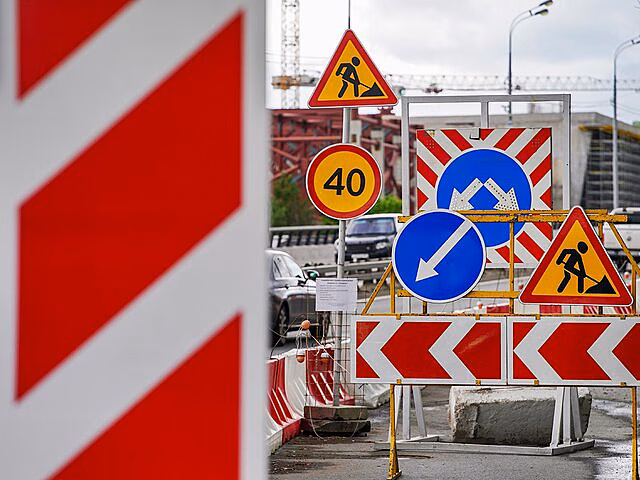 На нескольких улицах в трех округах Москвы изменится схема движения