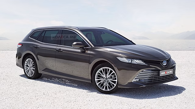 В Сети показали дебютные снимки универсала Toyota Camry
