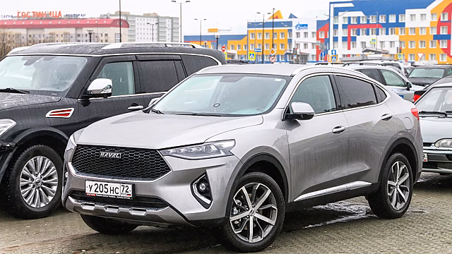 «Китайцы» заполонили российские дороги: подсчитаны все авто самой популярной марки