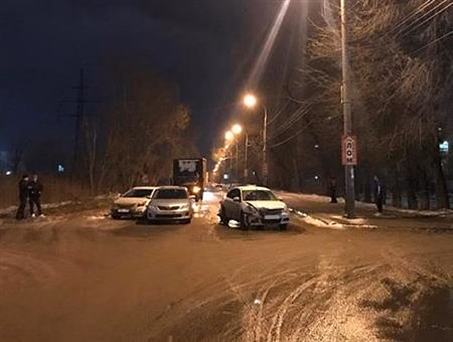 Участник ДТП с тремя машинами в Самаре отказался от медосвидетельствования