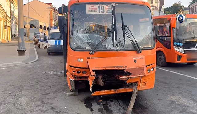 Массовое ДТП с автобусом на Зеленском съезде закончилось уголовным делом