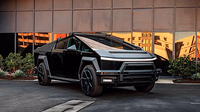 Tesla Cybertruck превратили в настоящий внедорожник с броней
