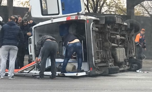 Автомобиль, перевозивший раненых бойцов СВО, попал в ДТП под Волгоградом