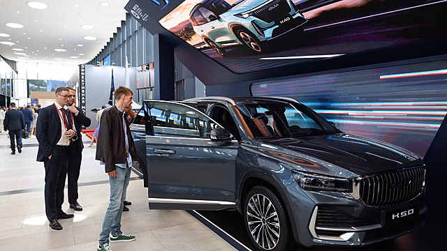 Названы сроки выпуска полностью российского автомобиля «Волга»