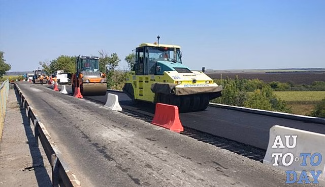 «Укравтодор» уже отремонтировал половину запланированных на этот год дорог государственного значения