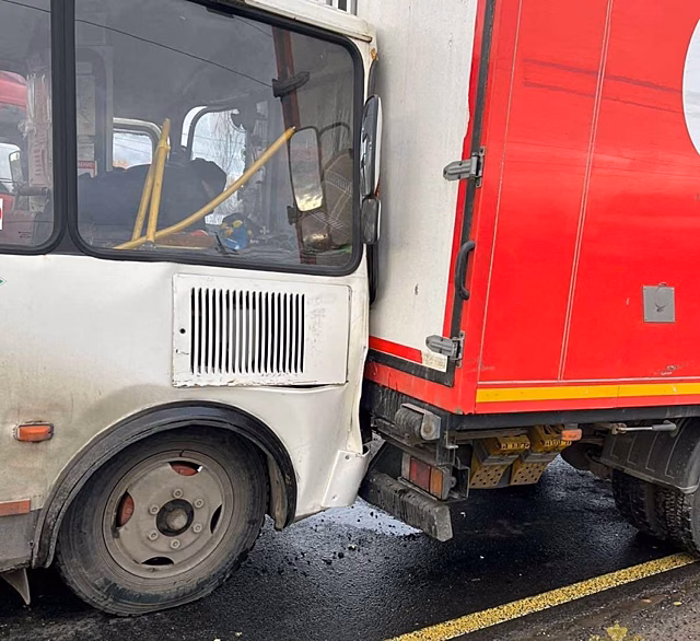 Число пострадавших в ДТП под Нижним Новгородом выросло до 12