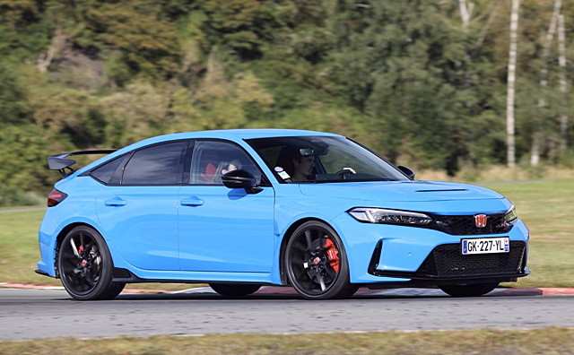 Honda отзовет около 177 тыс. автомобилей Civic