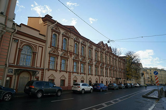В Петербурге хотят ограничить платную парковку