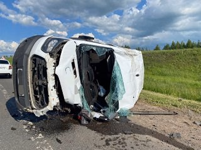 В Башкирии водитель погиб в страшной аварии с грузовиком