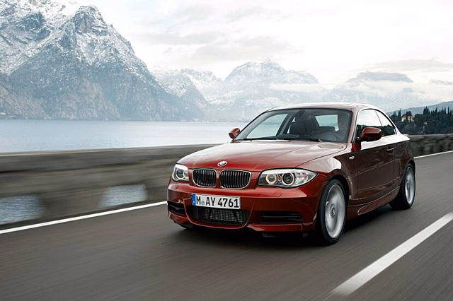 Лучшие BMW с легендарным шестицилиндровым двигателем N52