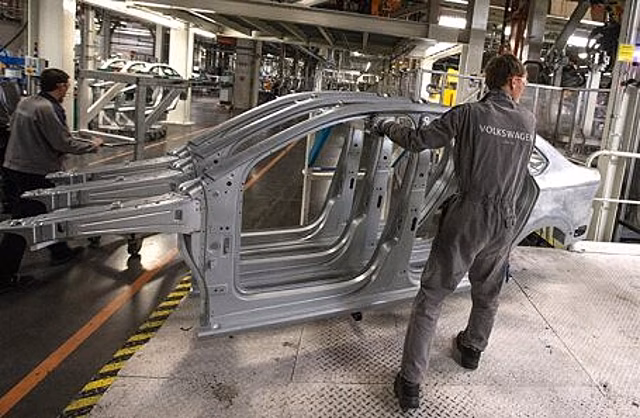 Мощности Volkswagen в Нижнем Новгороде будут в простое до сентября