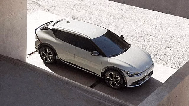 KIA EV6 (2022) цена в США уже известна. Скоро кроссовер появится и в России