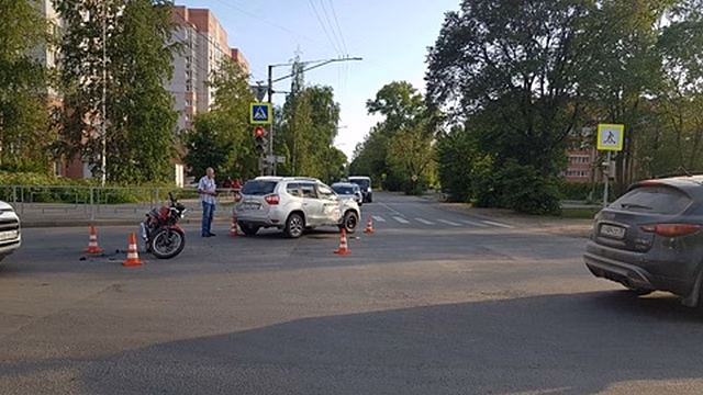 Мотоциклист травмировался на дороге в Вологде