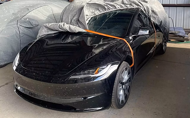 В Сеть утекла фотография обновлённой Tesla Model 3