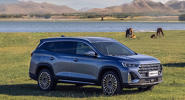 Jetour X90 Plus назван лучшим большим кроссовером в России