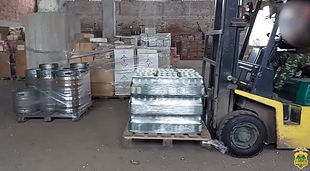 Полиция Кубани изъяла полторы тонны нелегального пива при перевозке