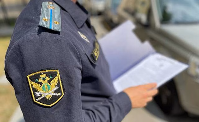 Житель Новосибирска не пускал сестру в квартиру, которая досталась ей в наследство от бабушки