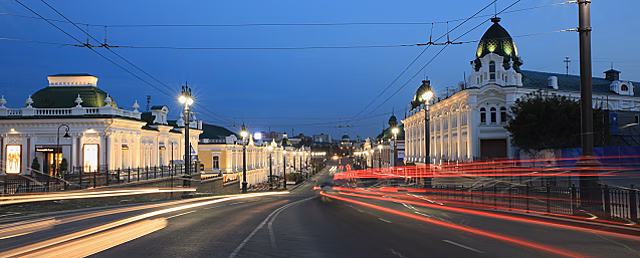 В Омске на подъезде к Ленинградскому мосту изменят схему движения