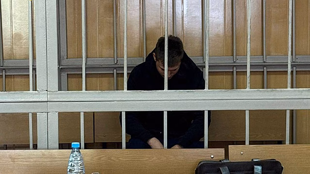 Виновник ДТП на Бережковской набережной объяснил, почему скрылся после аварии