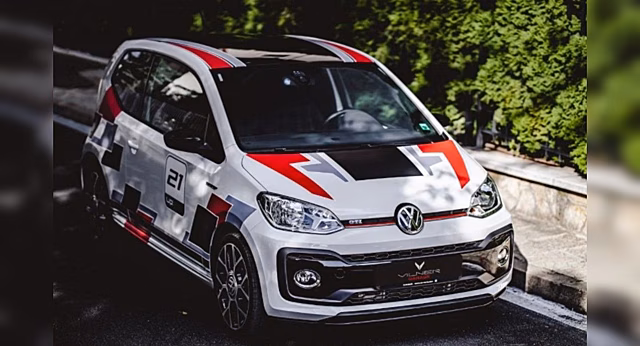 Ситикар Volkswagen Up! GTI примерил яркую ливрею