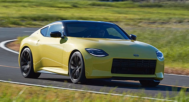 Блогерам удалось рассмотреть Nissan Z Proto вблизи