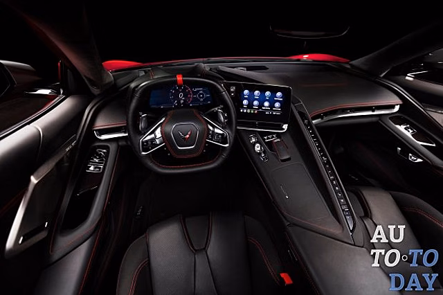 General Motors раскрывает особенности интерьера C8 Corvette