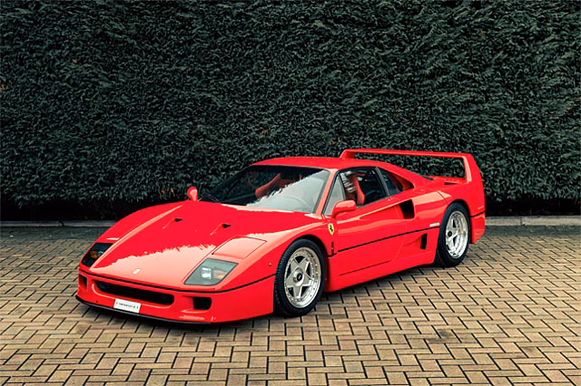 Тото Вольфф выставил на продажу Ferrari F40