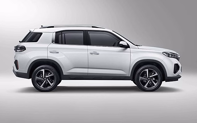 Популярный кроссовер Hyundai вернулся в Россию по цене дешевле «китайцев»