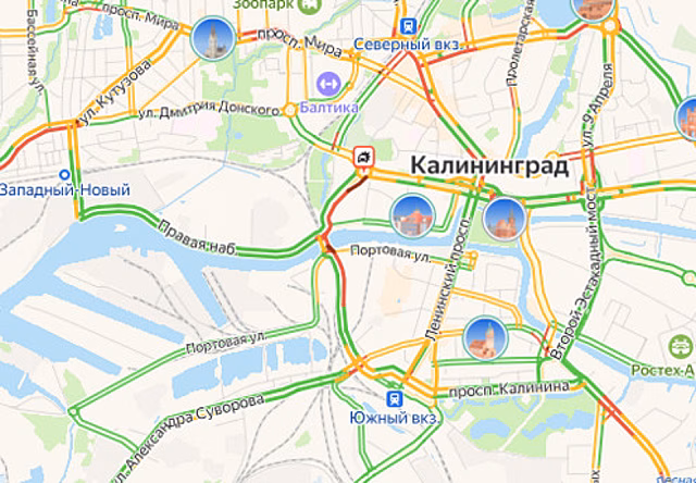 Из-за ДТП в районе двухъярусного моста собирается крупная пробка