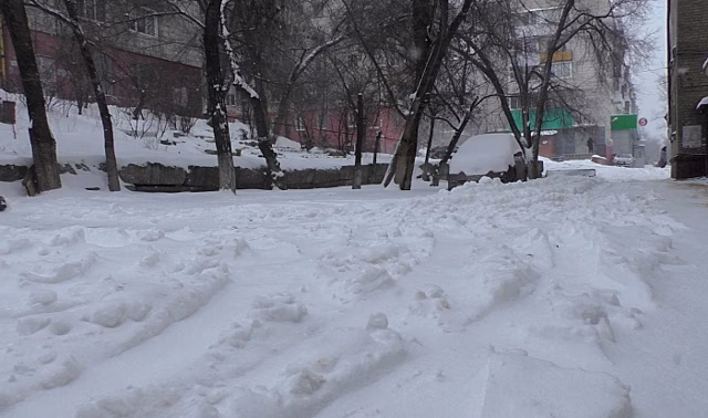 В Волгограде дорожно-коммунальные службы переведены в режим повышенной готовности