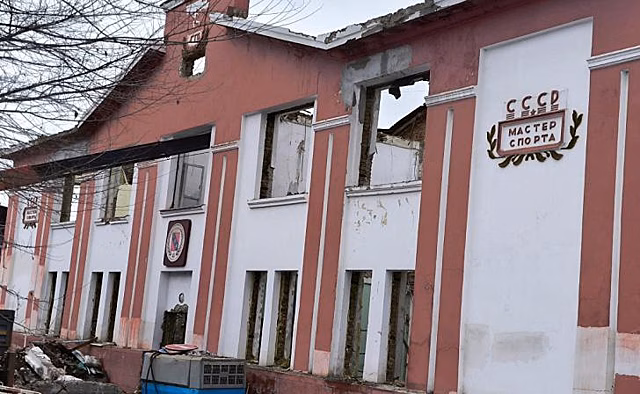 В спортивном комплексе «Спартак» в Курске заканчивают демонтажные работы