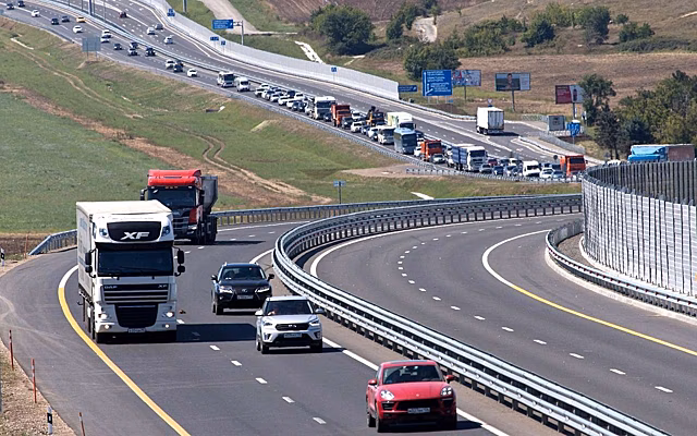 Новая четырехполосная автодорога появилась в Крыму