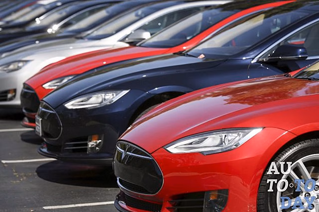Росстандарт предложил Tesla распространить отзывную кампанию по Model S на Россию